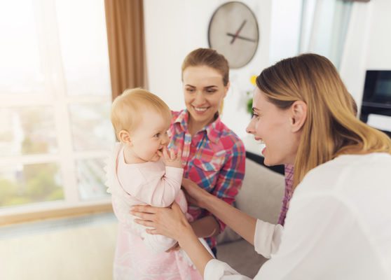 Quelles sont les aides financières disponibles pour les parents à Bourg-en-Bresse ?